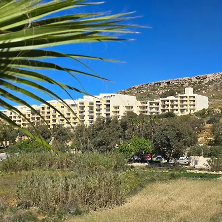 Valley Apartment *