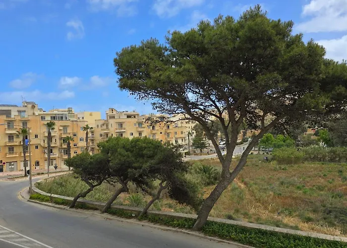 Valley * Zebbug (Gozo)